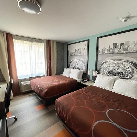 Super 8 By Wyndham Brooklyn Williamsburg Hotell New York Exteriör bild